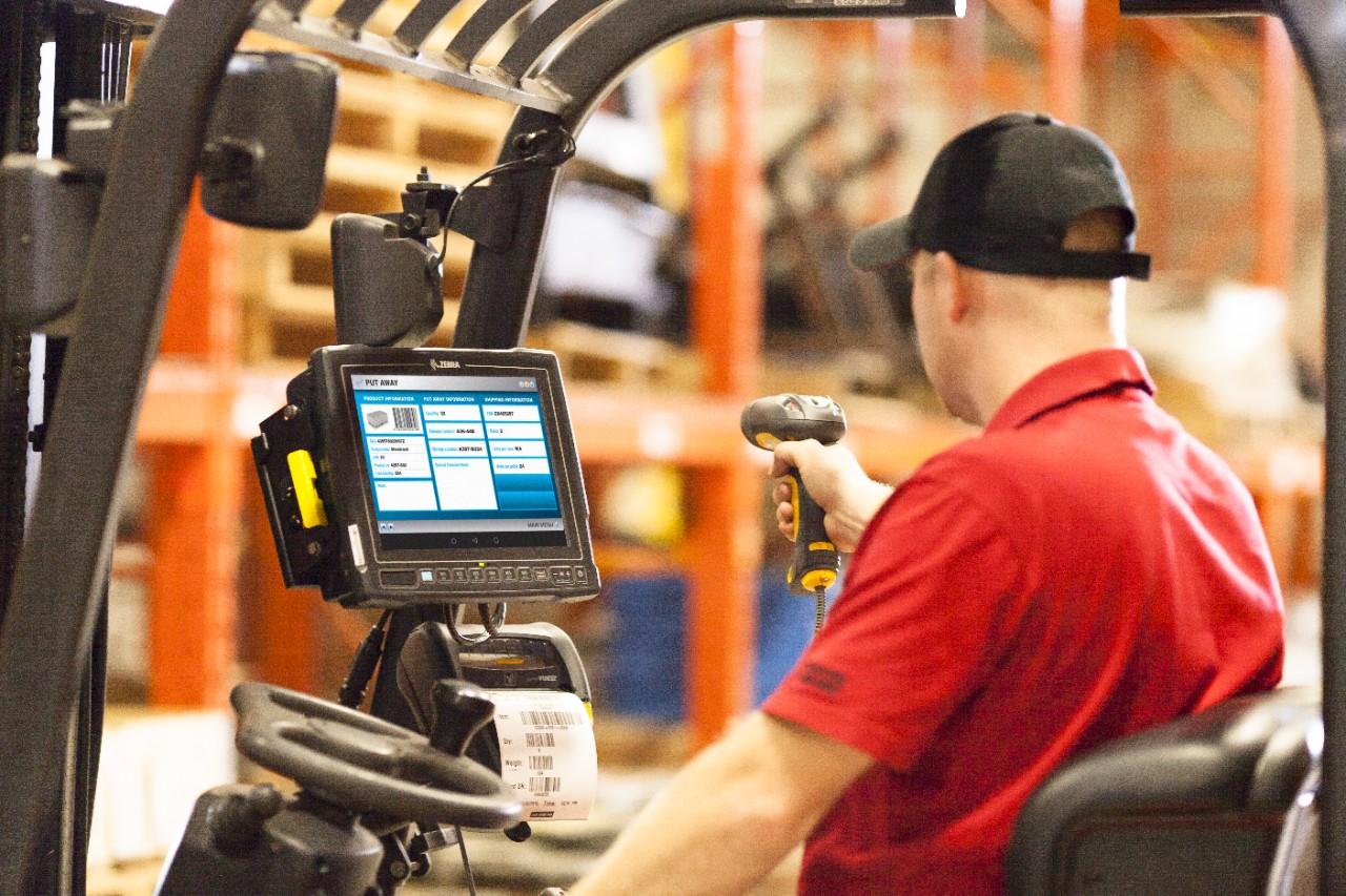 5 Benefits Of Long Range Barcode Scanning Technology In The Warehouse 